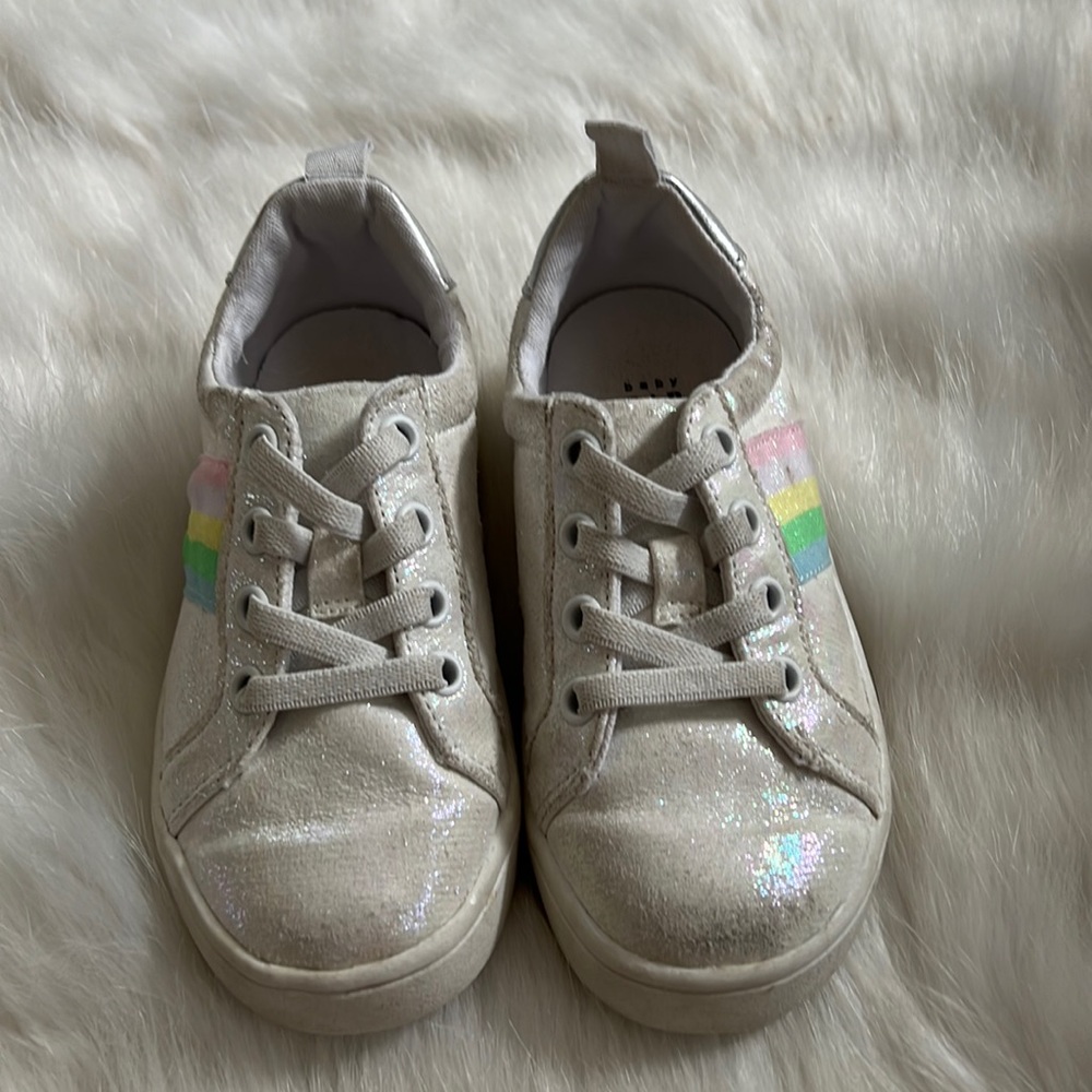 Baby gap toddler girl size 8 shoes preowned white